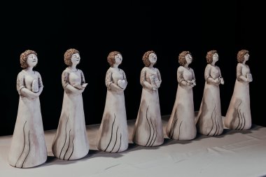 Salzland women sculptures Salzland women sculptures