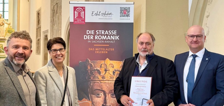 From the left: Matthias Poeschel, Carola Schmidt, Rüdiger Kempe, Robert Käsebier From the left: Matthias Poeschel, Carola Schmidt, Rüdiger Kempe, Robert Käsebier