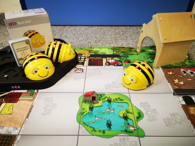 Robot éducatif Bee-Bot